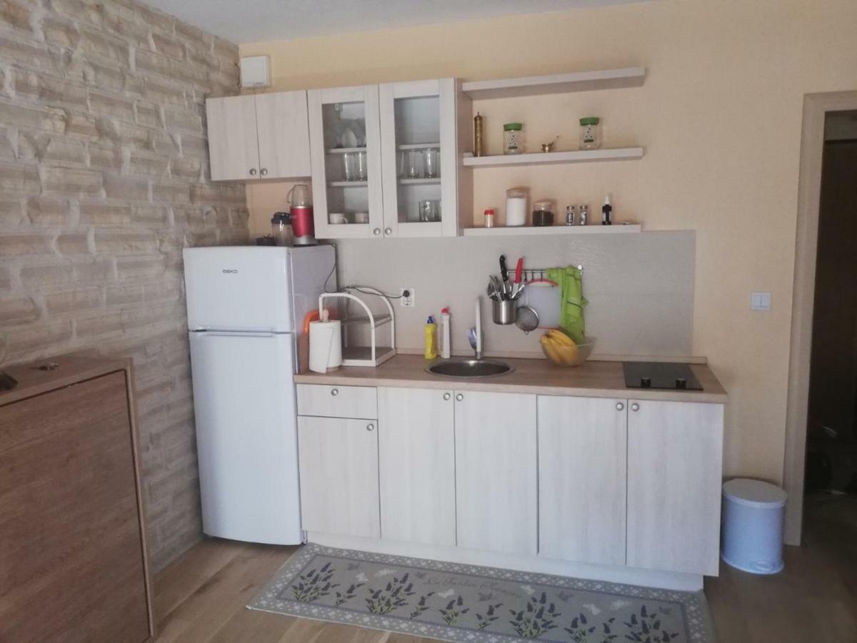 Apartman Matan, Postira Exterior photo